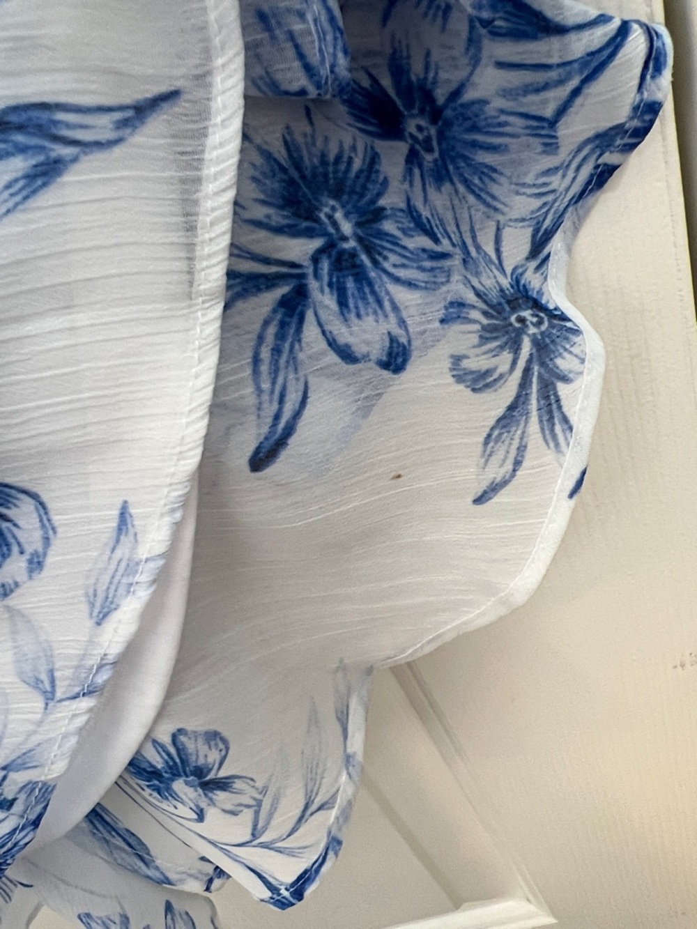Calvin Klein Blue White Floral Midi Chiffon Dress with Pleated Skirt size 6 - Picture 14 of 14